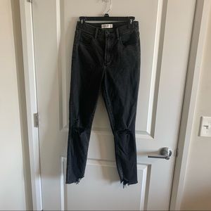 Abercrombie & Fitch Black Curvy Love Jeans The Super Skinny Ankle High Rise 28